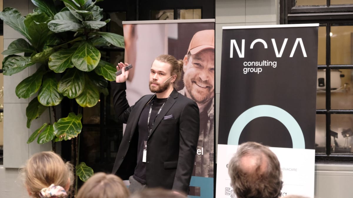 Erik Egeriis i Rocket har gjort en undersøkelse på hvordan AI Overview påvirker synlighet – og hvordan vi tilpasser oss.